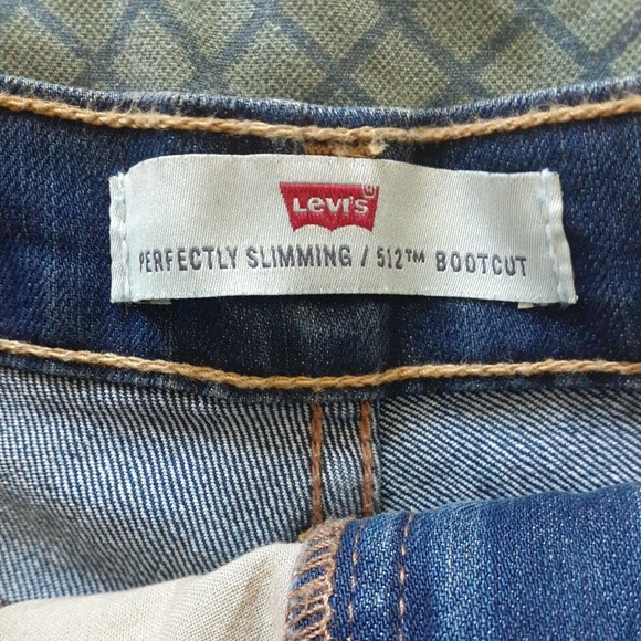 Levi's 512 Jeans Women's Size 10 M Bootcut Perfectly Slimming Med Wash (31×32) - Picture 7 of 11